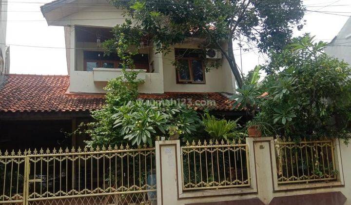 Di jual cepat rumah di cijantung jakarta timur 2 Lantai 1