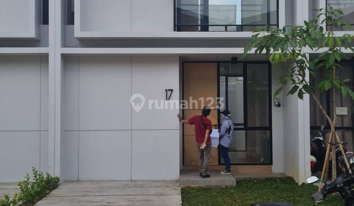 Di jual rumah di icon residence lippo karawaci 2