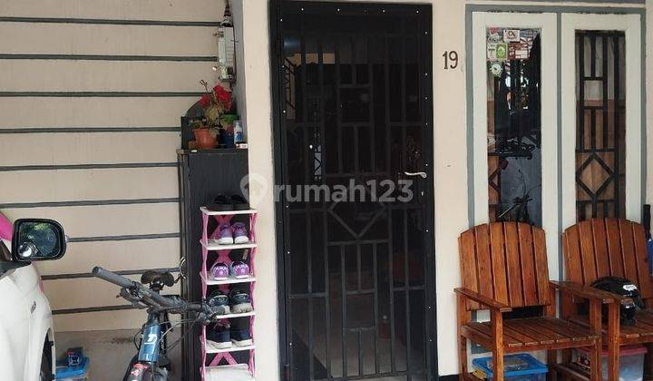 Di jual rumah 1¹½ lantai di taman royal tangerang 2