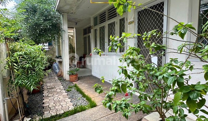 Rumah di Kemanggisan, Jakarta Barat 1