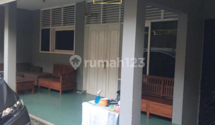 Rumah di Mampang, Jakarta Selatan 1