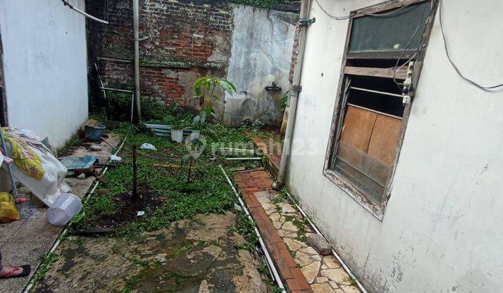 Rumah di cigadung cocok untuk rumah kost jual cepat 2