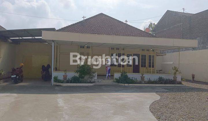 RUMAH ANTIK BANGUNAN KUNO BELANDA EX KANTOR PDI SOLO DI JL BAYANGKARA 1