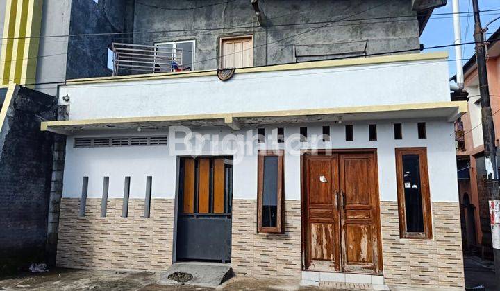 RUMAH 2 LANTAI HOOK LEMAH ABANG KADIPIRO SOLO 1