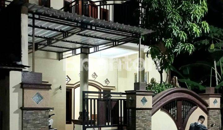 RUMAH 2 LANTAI 5 MENIT KE SOLO BARU, SANGAT NYAMAN DAN ASRI  1