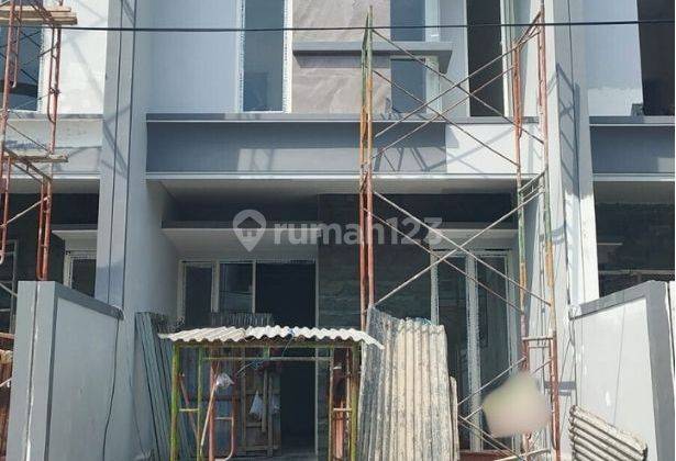 Dijual Rumah Baru Gress Minimalis di Sutorejo Main Road , Dekat, Mulyosari, Pakuwon City, Babatan Pantai, Kenjeran, Dharmahusada Mas 1