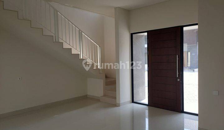 Disewakan Rumah Gress Minimalis Central Park Juanda, Dekat Bandara, Tropodo, Garden Dian Regency 2