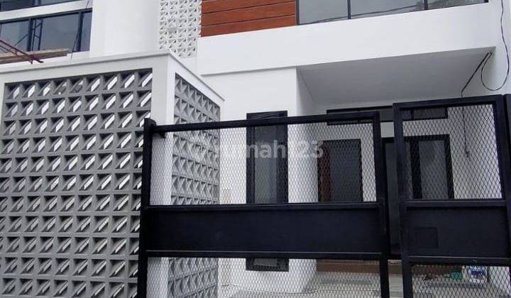 Dijual Rumah Gress Scandinavian, di Gading Pantai, Dekat Pantai Mentari, Babatan Pantai, Grand Kenjeran, Mulyosari, Sutorejo 1