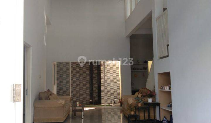 Disewakan Rumah Minimalis Semi Furnished Tropodo Indah, Waru, dekat Rungkut, Pondok Candra, Sidoarjo 2