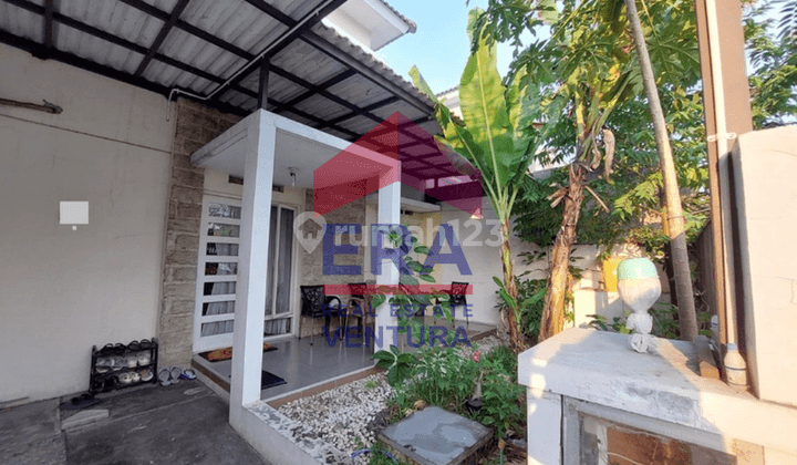 Dijual Rumah Sangat Terawat Puri Surya Jaya Cluster Valencia Icon, Dekat Deltasari Sidoarjo 2