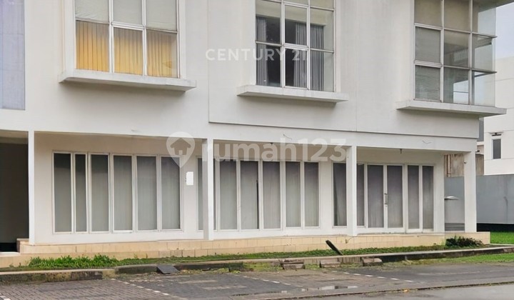 Semi-Furnished Attached Shophouse in Citragran Cibubur 1