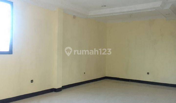 SEWA RUKO 3 LANTAI Jl Raya Bogor CIRACAS jakarta Timur 2