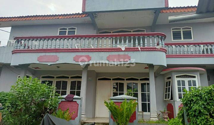 Rumah 2 Lantai Kamar Banyak 1