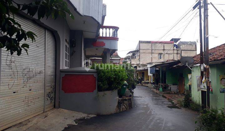 Rumah 2 Lantai Kamar Banyak 2