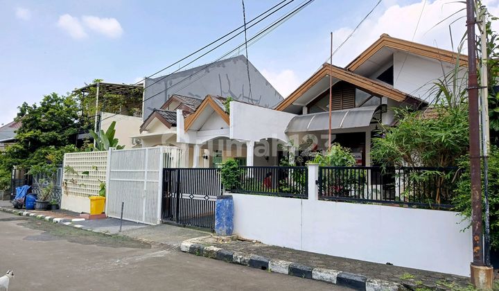 For Sale Cheap Charm Estate Depok House 2