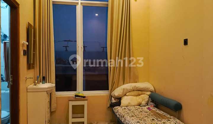 Fully Furnished 2.5-Story House in Puri Bali Depok 2