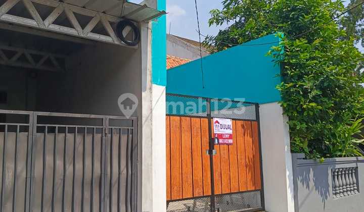 For Sale 2.5-Story Ready-to-Occupy Fully Furnished Row House in Jagakarsa 2