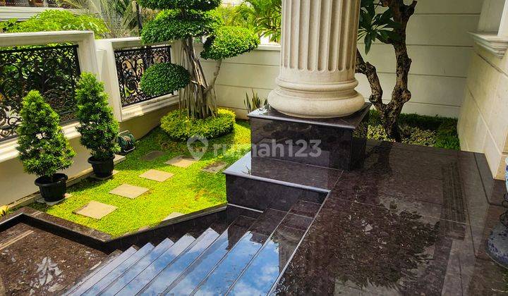 Rumah 3 Lantai Bagus Furnished HP di Danau Indah, Jakarta Utara 1