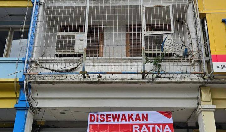 Ruko di Griya Inti Sunter, Jakarta Utara 150 m Bagus HGB 1