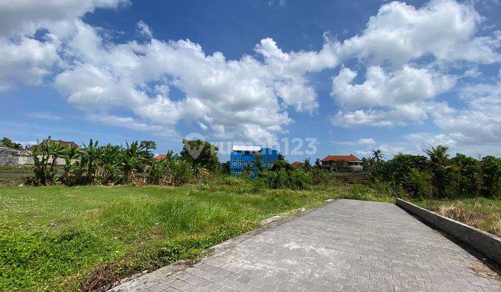 Nyanyi Beach Land 900m2 1