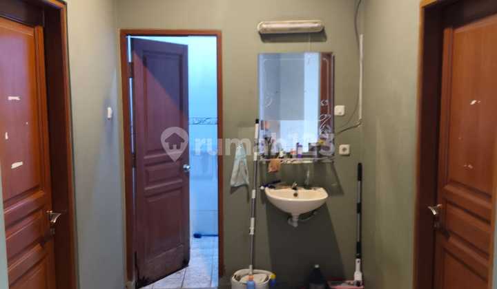 Regarding the Contract for the Roadside Shop House Regarding the Contract for the Roadside Shop House