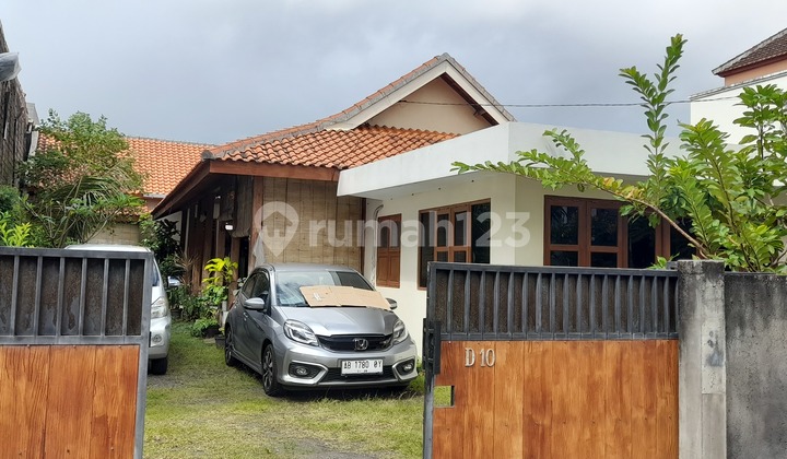 Comfortable House in the Strategic Area of Marlboro Indah Residence, Padang Sambian Kelod, Denpasar