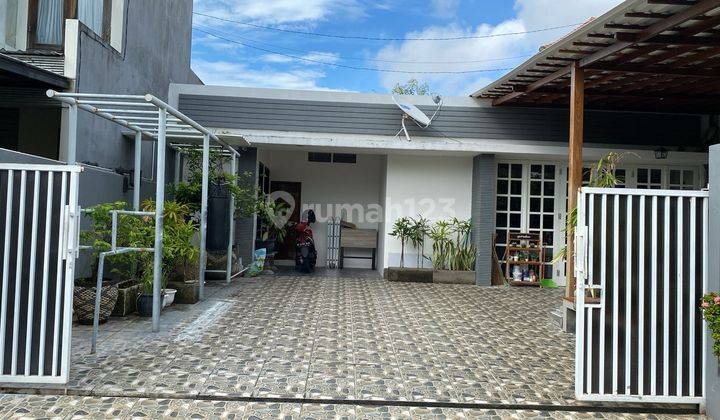 Rumah 2 Lantai Bagus Furnished SHM 1