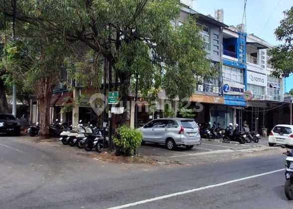 4-Storey Commercial Shophouse in a Strategic Location, Suitable for Business & Office - Jl Tukad Unda, Renon, Denpasar