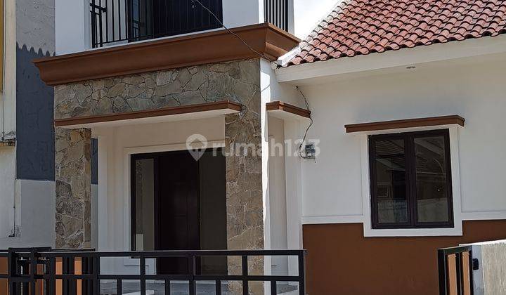 Promo Rumah 2 Lantai Harga Terjangkau Tanah Luas di Cibinong 1