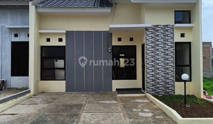 Rumah berkualitas di Cibinong row 8m cukup 5 JT all in 1