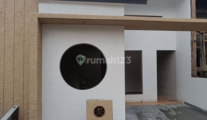 Rumah di Depok desain jepang siap huni cash dan kredit  2