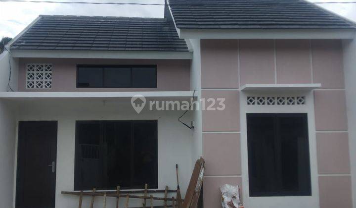 Rumah minimalis siap huni di Karadenan Cibinong  1