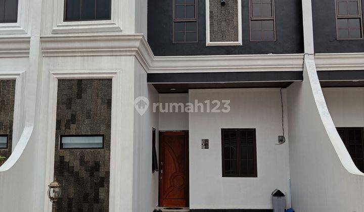 Rumah di Depok Jatimulya desain mewah cash dan kredit  1