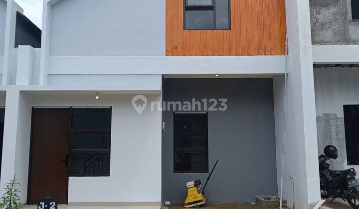 Rumah di cibinong dekat kebun Raya desain mezzanine  1