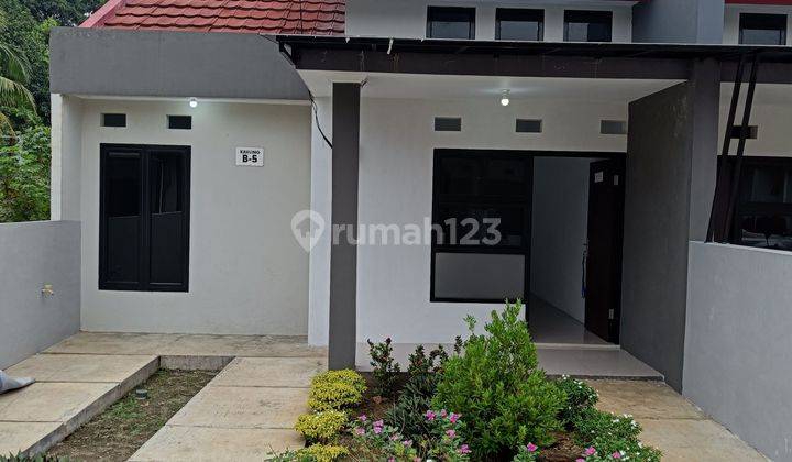 Rumah baru ready stok di Pemda Cibinong suasana asri dan sejuk  1