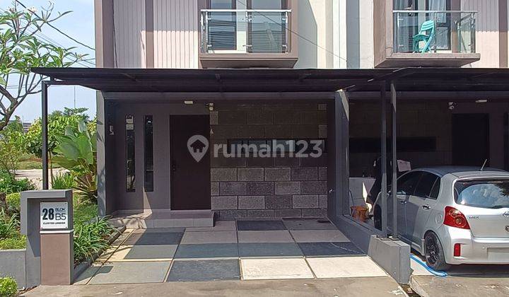 Rumah 2 lantai siap huni di jln raya Bogor fasilitas lengkap  2