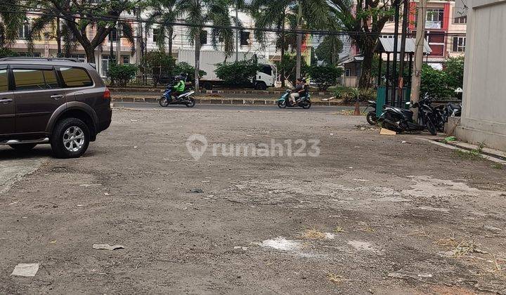 Roku ready stok lokasi strategis persis di jln tegar beriman  2