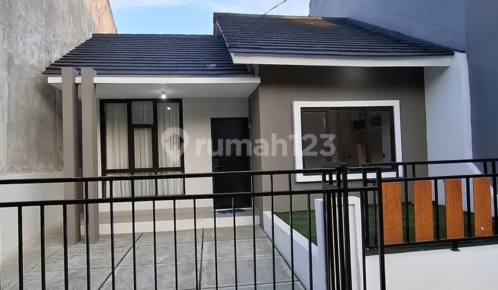 New House Full Red Brick Direct Access to Tegar Beriman Main Road New House Full Red Brick Direct Access to Tegar Beriman Main Road