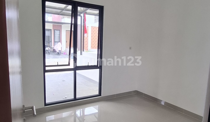 Rumah Luas Siling Tinggi Di Bojonggede 5 Menit Ke Stasiun