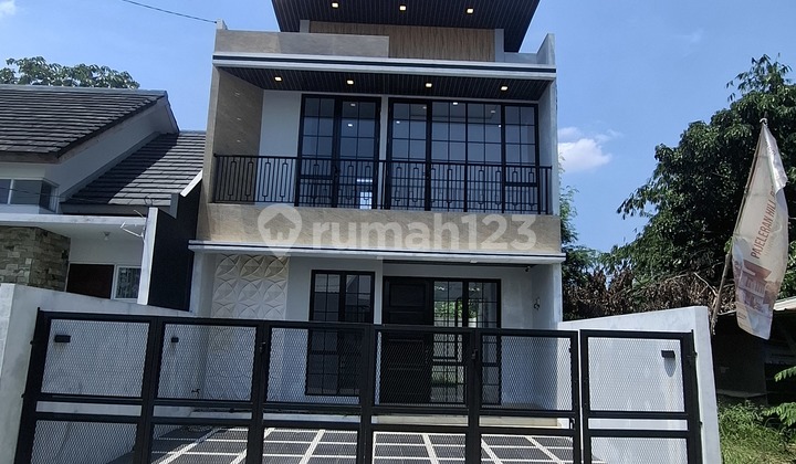 Rumah 2 Lantai Siap Huni Di Sukahati Desain Minimalis Modern