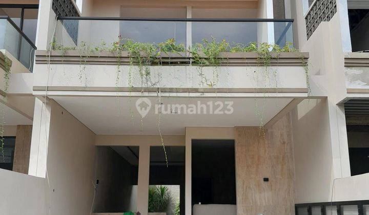 Dijual Rumah Baru Brand New 2 Lantai Siap Huni Dalam Komplek  1