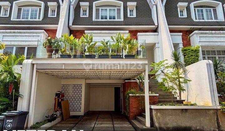 Rumah Seken Bagus 3 Lantai Siap Huni Dalam Town House 1