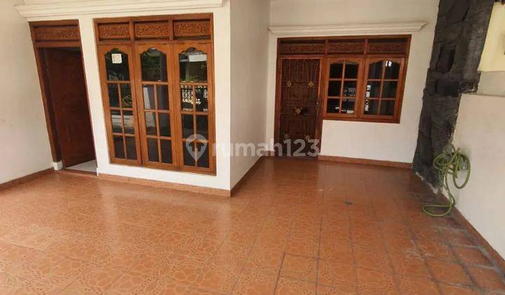 Rumah Bagus 2 Lantai Siap Huni Harga Miring 2