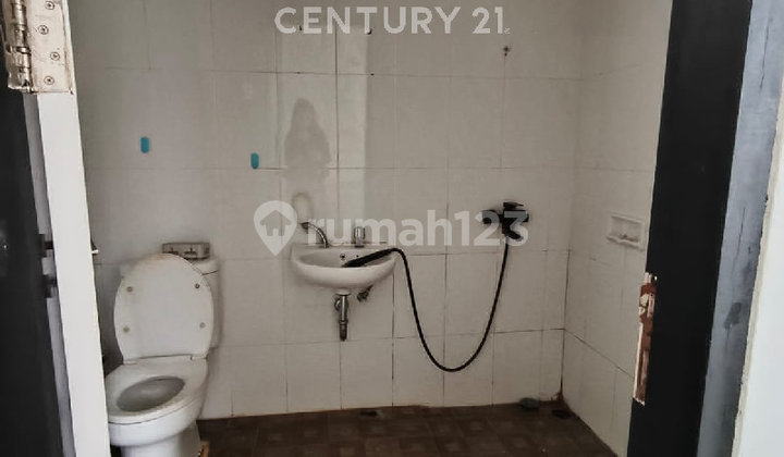 Luxury Ready-to-Live Corner House in Gading Serpong 2