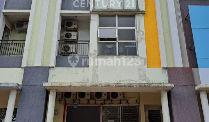 Pascal Ruko 3-Storey Boarding House in Gading Serpong