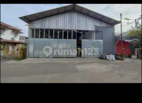 Gudang di Tengah Kota Perum Cibodas Tangerang