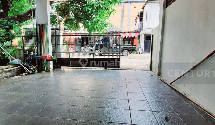 Rumah 2 Lantai Di Depkes RS POLRI Kramat Jati 2