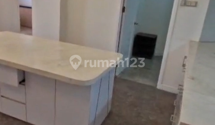 Menara Matahari, 108th Floor, 3+2 Bedroom, Fully Furnished, Cheap 1.2M 2