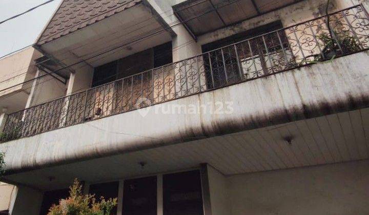 Rumah Bagus Jual Cepat 5BR di Pusat Kota Bandung 1