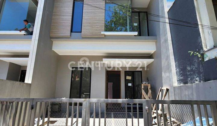 Rumah Baru Modern Minimalis di Padjadjaran Bandung 1